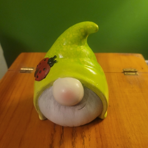 Set of 4 Gnomes - Picture 6 of 15